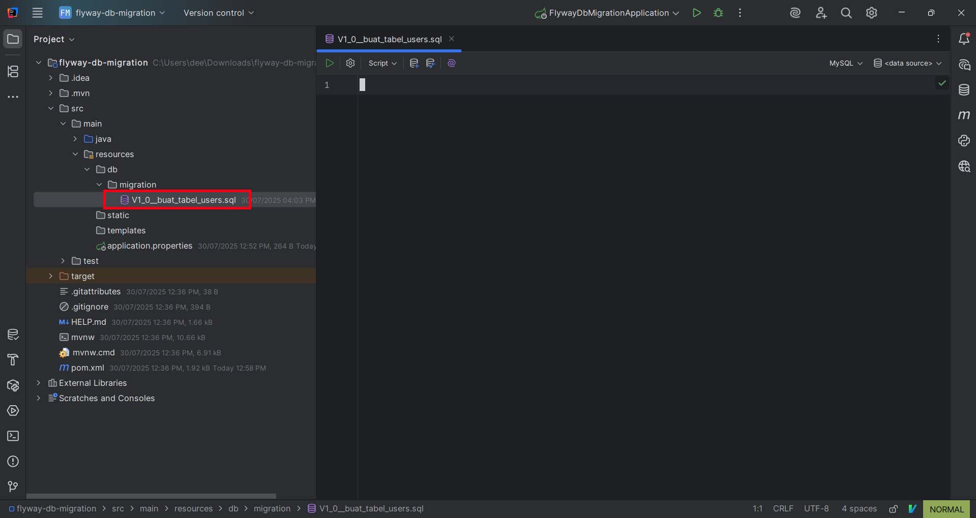 Gambar file V1_0__buat_tabel_users.sql pada Intellij IDEA